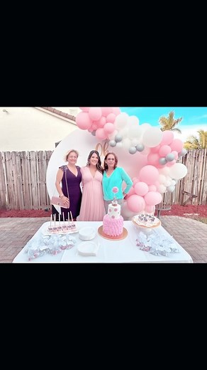 Baby Shower of Jenny Korenbaum! Baby Girl is loading…… Congrats to dear Jenny & Nick Korenbaum! 💕💜💖💞💗💘💝💟🤍🫶👶🏻👼🏻 #jennykorenbaum #nickkorenbaum #jennyandnickkorenbaum with Vlady Reyes #vladyreyes #babyshower #babygirlshower 🎁💐💝 #babygirlisontheway🤰👧 | Esra Oziskender in America & HRLink Consulting