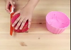How to Make Giant Cupcake Hello Kitty By: Cakepedia | MetDaan