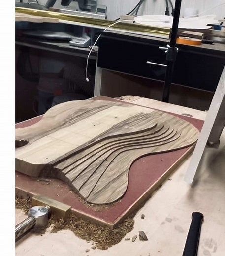 Got quite a bit done over the last few weeks on the black limba semi-hollow body. This will eventually be fitted with a white binding around the body and F-hole. I cant wait to see how it turns out! #guitar #customguitars #guitars #guitarsdaily #luthier