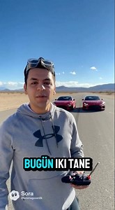 2 tane ferrariyi kafa kafaya çarpıştırdım 🚘