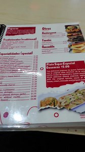 Almorcemos pupusas en pupuseria Chely soyapango | Choteando 503