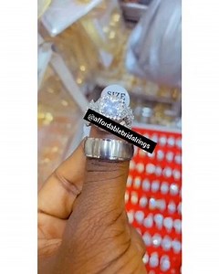Complete Couple Set: N17,000 All rings comes with beautiful ring case Click the link to order https://wa.me/2348064501210 https://affordablebridalrings.taplink.ws/ 100% Online Store We delivery Worldwide 🔈Delivery is NOT FREE PAYMENT BEFORE DELIVERY #nigerianwedding #lagosbridestobe #engagementring #weddingring #lagosmua #abujamua #naijaweddingguest #naijaweddings #naijasocialities #naijasalesmaker #naijaowanbeslayers #naijapartyowanbe #lagosjeweler #asoebi #asoebibella #bellanaijaweddings #nai