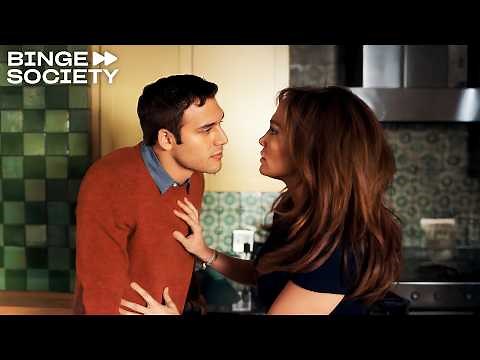 The Boy Next Door (2015): He Blackmails Her With Her Husband Around