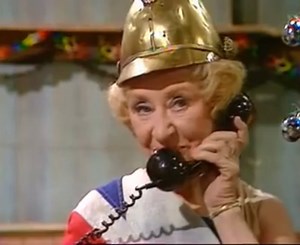 72K views · 1.1K reactions | Coronation Street - 25th December 1972. Annie receives a phone call from Nellie Harvey. #DorisSpeed #AnnieWalker #CoronationStreet #ClassicCoronationStreet #ClassicCorrie #Corrie | Doris Speed Fans | Facebook