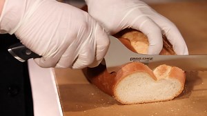 A knife for smoothly slicing all your bread! The offset design keeps...