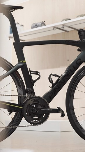 TGIF! Warming up for the weekend… 💣 Credits to @velodrom.cc #theartofbalance #iconmakers #pinarello | Pinarello