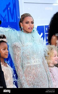 Beyoncé attending the MTV Video Music Awards 2016 at the Madison Square Garden in New York City.  Featuring: Beyoncé, Beyonce Where: New York, New York, United States When: 28 Aug 2016 Stock Photo - Alamy