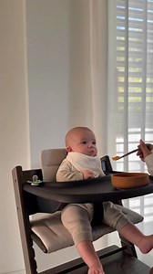 969K views · 19K reactions | Première fois que notre Alessio mange de la patate douce , on va se rappeler pour toujours et demain on va faire semblant pour mattia , qu’il puisse avoir aussi un souvenir vu qu’il était à l’école aujourd’hui凉懶✨ | Nicocapone | Facebook