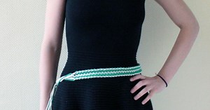 Une ceinture bicolore en macramé