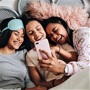 22 Epic Sleepover Ideas for Teen Girls - Raising Teens Today