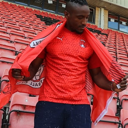 3.1K views · 1.1K reactions | 欄 Omar Beckles, here to stay. Leyton Orient are delighted to announce that defender Omar Beckles has signed a new two-year deal with the Club. Love it Omar  #LOFC #OneOrient | Leyton Orient Football Club | Facebook