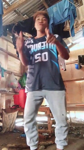 hahaha pano ba kasi paturo nga #tiktokdanceconfiticion #hilightseveryonefollowers #allfriendsfollowersviewers #povシ #videoreels #fypシ゚ #Nov #mgakareels | Reymark Vlogs