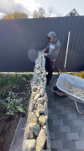 Деревʼяний домік 18 .. ландшафт