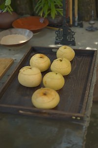 4K views · 66 reactions | Incense originated in the Spring and Autumn Period, matured in the Han Dynasty, reached its peak in the Tang Dynasty, flourished in the Song Dynasty, and was further refined in the Ming and Qing Dynasties. Li Yu's incense has been passed down for a thousand years | Caffè del Carpino | Facebook