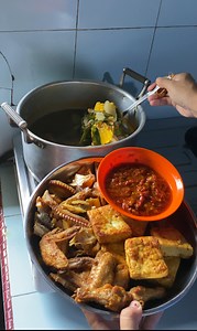 291K views · 10K reactions | Masak sayur asam, segar dan enak maaf kalau ada bumbu atau cara masaknya yg salah | Nita | Facebook