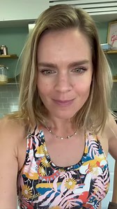 2.6K views · 56 reactions | Je vous défie ! Téléchargez mon programme Défi végétarien : NOVEMBRE NO VIANDE, pour tester une alimentation végétale pendant 15 jours et apprendre à réduire votre consommation de viande et poisson. Est-ce que vous pensez que vous pouvez y arriver ?? | Lucile Woodward | Facebook