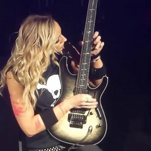 2.1K views · 60 reactions | Guitar solo by Nita Strauss ! | Soundflower.it | Facebook