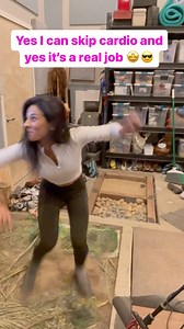 Foley for actor falling off the mountain #reelfoleysound #foley #foleyartist #fall #dirt #postproduction #lovemyjob #bts #audio #sound #film #soundlady | Reel Foley Sound