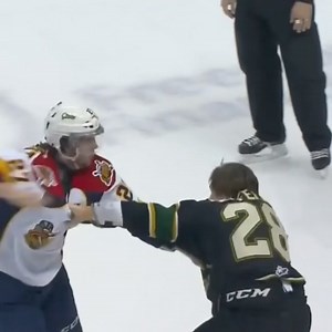 #HFrandomizer • 2016 MAR 18 Otters • Jake Marchment 🆚 Chad Heffernan • Knights see this and more #OHL action on hockeyfights.com/fights/133321 | hockeyfights.com