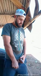 SR BELOTO TIRA LEITE QUENTINHO DIRETO DA FONTE@bisseuxalhetero @DivulgaHomen_s @NovinhoChavoso @Famososdotados @RjDotadao @DotadosPutos @garotosdotados_ @boysdotadoos @HomensHotBrasil @HotHornyGuys @mlk_posturado@_homens_pelados @ParaisoDotados