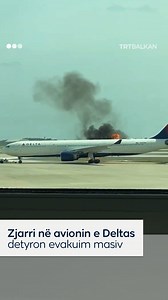 30K views · 55 reactions | Një fluturim i Airbus A330 i Delta Airlines me destinacion Atlantan u evakuua në Aeroportin Ndërkombëtar të Orlandos, ShBA, pasi flakët shpërthyen nga motori i tij, duke detyruar afro 300 pasagjerë të rrëshqasin nëpër kanalet e emergjencës. Zjarrfikësit shuan menjëherë zjarrin pa asnjë lëndim të raportuar në incidentin e dytë të kësaj linje ajrore në vitin 2025. | TRT Balkan Albanian | Facebook