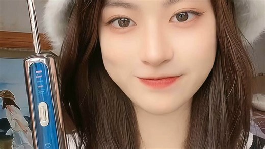 高颜值iMask电动牙刷，牙刷震动时也比较稳