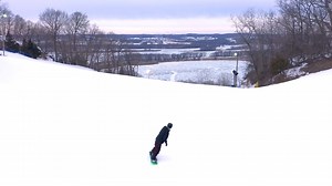 23 reactions | Ready for your winter escape to #GalenaCountry? Expect picturesque scenery, cozy-chic lodging, skiing on the Mighty Mississippi, and more! https://bit.ly/3tv6Cuo ❄️⛄️ #enjoyillinois | Visit Galena | Facebook