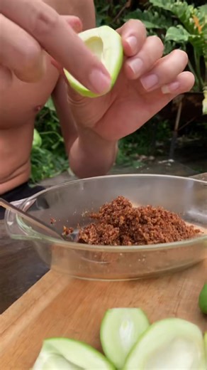 43K views · 2.2K reactions | " ME or MANGO ? " Mango Dipping Sauce⤵️⤵️ Ingredient 1. Sugar 2. cayenne pepper 3. Shrimp paste 4. Salt | Dee Wow | Facebook