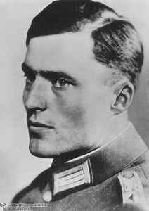 Claus von Stauffenberg - Alchetron, The Free Social Encyclopedia