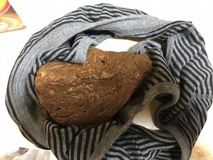 Big shit in stripe briefs