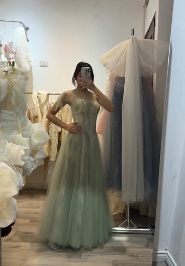 Sò Vintage: Cho Thuê Váy Cưới Kiểu Dáng Độc Đáo