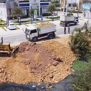 Highway Land Development: Maximizing Boodozer Efficiency #excavator #catexcavator #constructionsite #constructionlife #heavyequipment #machinery #caterpillar #demolition #operator #contractor #constructionworker #wheelloader #earthmoving #bulldozer #heavymachinery #heavyequipmentlife #hitachi #buldozer | Daily Bulldozer