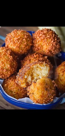 Homemade Hush Puppies 🍞 Ingredients: 1 box Jiffy cornbread mix ½ cup onion, grated ...... Full Recipe in Coʍmеոτ 💬 | Fork & Flame Recipes