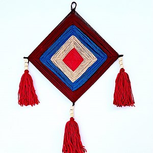 57K views · 28 reactions | DIY woolen wall hanging making easy for home decoration/ Woolen handmade hand craft #woolencraft #diy #handmade #homedecor #wallhanging #wallcraft #handcrafted | Creative ViNii | Facebook