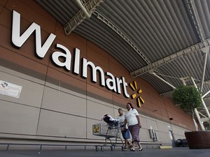 Walmart tests iPhone 'Scan & Go' self-checkout system