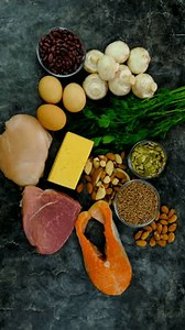 Voedingsmiddelen bevatten zink en selenium. Selectieve: stockbeeldmateriaal en -video's (rechtenvrij) 3804251125 | Shutterstock