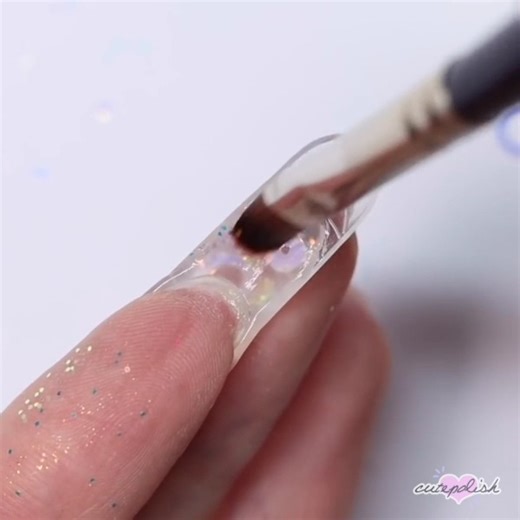 We hope you love these encapsulated glitter nails ✨ | cutepolish