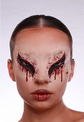 Creative 31 Halloween Makeup Ideas to Try
