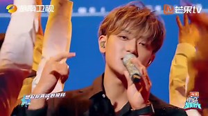 231021 🎶 သူတို့အားလုံးဟာ မျက်နှာဖုံးတွေနဲ့ လူကို မွန်းကျပ်စေခဲ့ 🎵ငါရဲ့နှလုံးသားကြမ်းပြင်က ခံစားချက်တွေကို မင်းလေးကပဲ နားလည်ပေးခဲ့ 🎶 Hi6 မှာ Higher Brothers က Knowknow နဲ့တူတူဆိုခဲ့တာ... Mask ဆိုတဲ့ သီချင်းလေး ဒီသီချင်းက အချစ်သီချင်းကိုမှ ယစ်ယစ်မူးမူးခံစားချက်နဲ့ အမိုက်စားလေး... နောက်မှ ဘာသာပြန်ပေးမယ့်နော်... အသည်းလေးက အဲဒါရိုက်တုန်းက ခရီးတွေဆက်တိုက်ဆိုခါကျ မျက်နှာလေးက နည်းနည်းနွမ်းနေတာနော်... #ZTAO #Tao #HuangZitao | The Brightest Huang Zitao - ZTAO Myanmar Fanbase