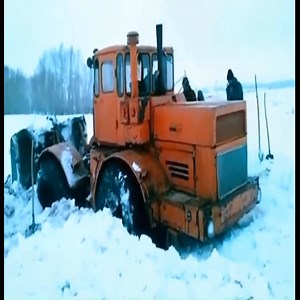 85K views · 555 reactions | Tractor working in blizzard | Discover Real Life | Facebook