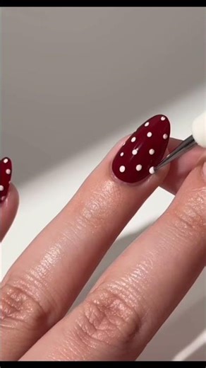 Polka Dot Nail art 💅#nailinspo #nailtutorial #beautyshorts #nailartshorts #trendingnails #shorts