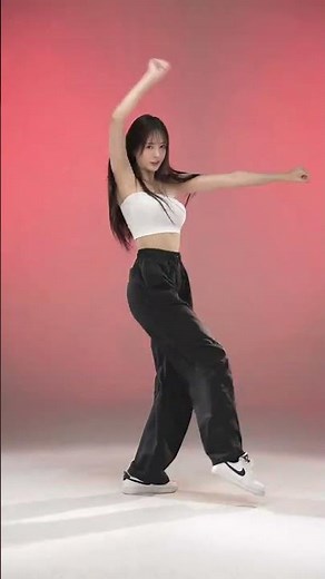 Elegant Yet Sexy Japanese Girl Dance Performance 🌸 #japangirls #sexygirls
