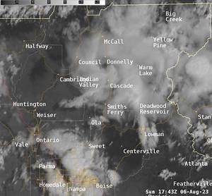 1.7K views · 108 reactions | ️Do you see what eye see?! ️A "mesolow" or small scale low pressure system formed over Lake Cascade this morning as a line of showers dissipated over Donnelly, ID. This produced a fascinating circulation with an "eye" like structure near the mesolow center. #idwx | US National Weather Service Boise Idaho | Facebook