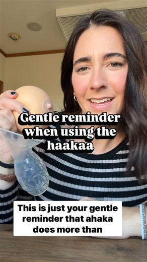 Gentle haakaa reminder for my nursing mamas. If you’re going to use one, try saving it for what I call the “third side.” So: baby nurses on the left, don’t suction a haakaa on the right. You can loosely hold it under the right if you tend to leak, just without squeezing it on. Then when baby switches to the right to nurse, that’s when you can go ahead and pop the haakaa back onto the left if you’re wanting to stash a little milk. Why? Because we want to feed your baby, not your freezer. And desp