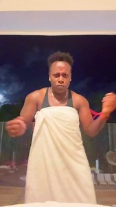 38K views · 2.1K reactions | HOJE ESTOU INDO PRO COCO BONGÔ UMA BOAT TOP DE PUNTA CANA ONDE FOI FILMADO O FILME MASCARA! INFELIZMENTE MEU AMOR @tthaisbaptista NÃO PODERÁ IR POS FICARÁ COM NOSSO BEBÊ NO HOTEL , MAS FILMAREI E AMANHÃ SOLTAREI NO MEU FEED TUDO COMO FOI PRA VOCÊS !! VMMMMMMMBORAAAAA!!! | Pepê & Neném | Facebook