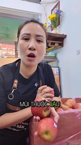 110K views · 777 reactions | Đổ đi mấy chục thùng mới có kinh nghiệm; và cũng ko thể ham rẻ; trông bên ngoài thì đẹp bên trong toàn mùi thuốc lạ | Tiệm trà trái cây cô Đần | Facebook