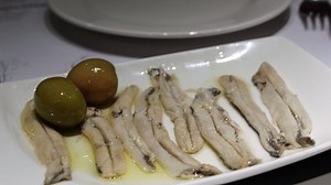 Consumo advierte de la presencia de anisakis en un lote de boquerones en vinagre comercializado en seis comunidades