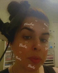 藍藍藍藍藍 found this in my photos. I am really goofy. Rare behind the scenes footage 藍藍藍 This is me….by myself. Tryna get proper lighting and the stand broke. I couldn’t hold it And spin my cake. So yeah. I tied it to my mom. And as the video suggests. Judge ya maw | The Sweet Hustle | Facebook