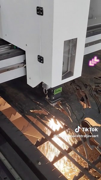 CUPLIKAN BESI TEMPA LASER CUTTING CNC#Partisilasercutting #lasercutting #Sekatruangtamulasercutting #gerbangcuttinglaser #home #decor #pagarlasercutting #fypage @Central Java art