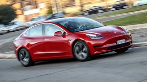 Moins de 40'000 € pour la Tesla Model 3 !